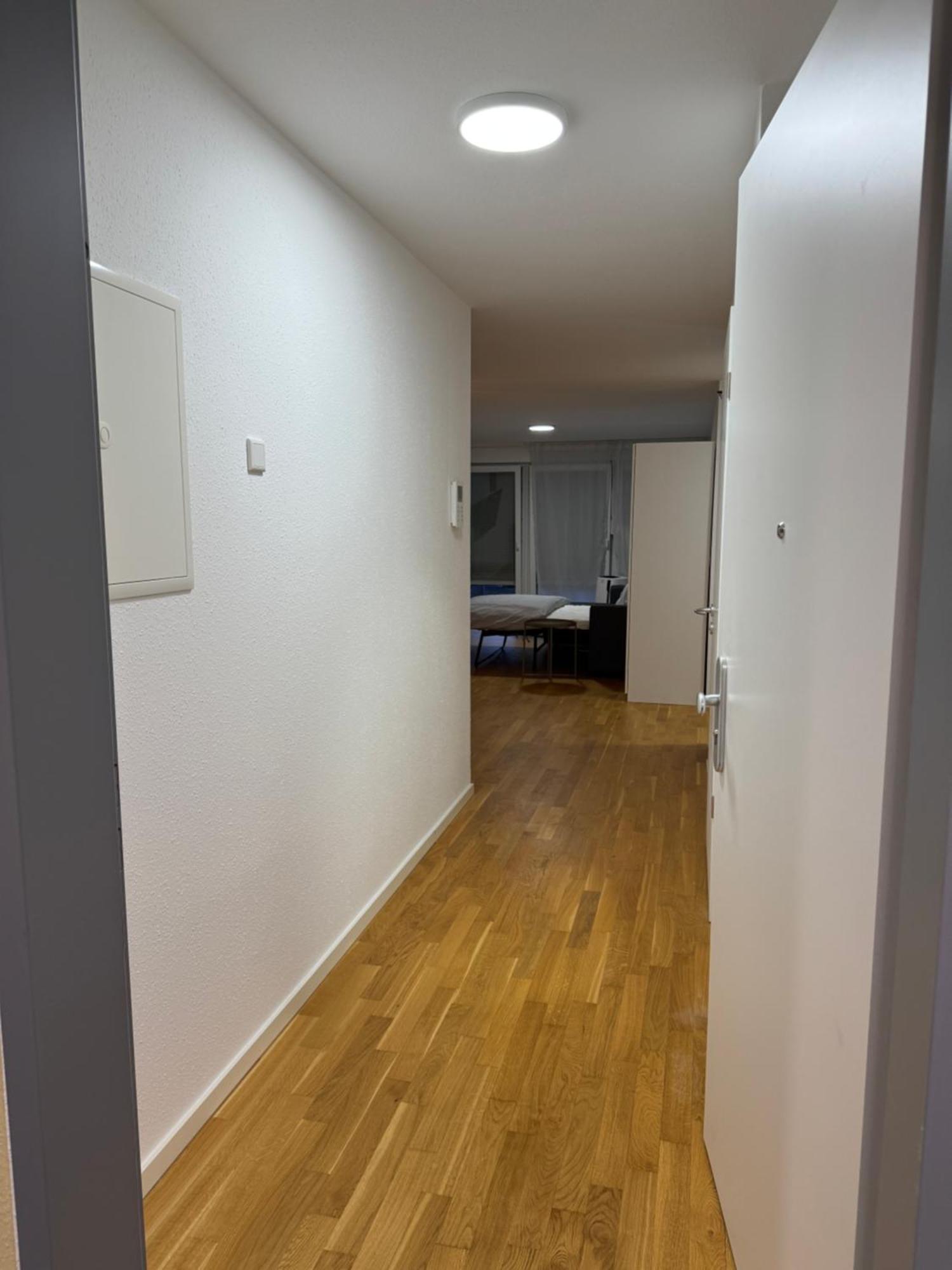Barrierefreie Wohnung Im Herzen Der Stadt Mit Parkplatz, Wifi Und Tv - Emma Werne Buitenkant foto